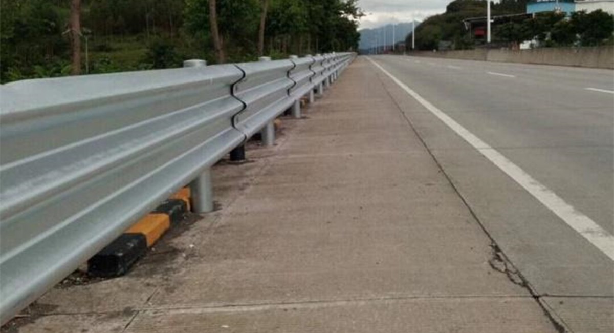 寧波波形護欄—分類、用途、表面處理、特點